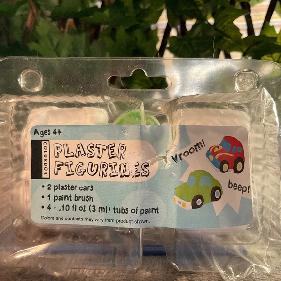 New Melissa & Doug Decorate-Your-Own Race Car Bank and Plaster Car Set - Picture 12 of 13